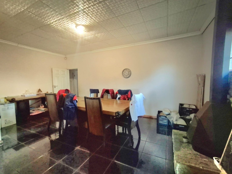 5 Bedroom Property for Sale in Summerpride Eastern Cape